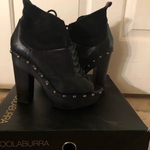 Koolaburra  Lucinda Deluxe Platform Heel.